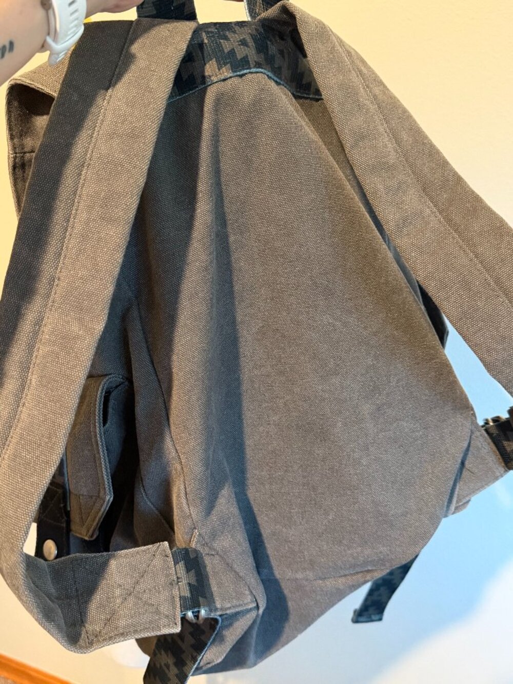 TOMS Olive Green Heavy Canvas Tactical Camo Buckle Backpack - Picture 4 of 9